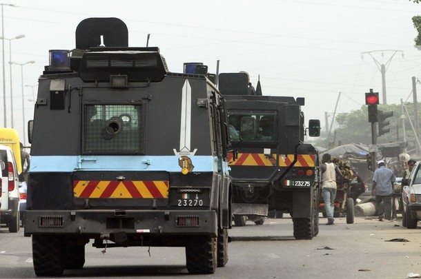 Crise post-electoral - Les gros soutiens de l`Angola à Gbagbo - Du matériel de guerre à Abidjan